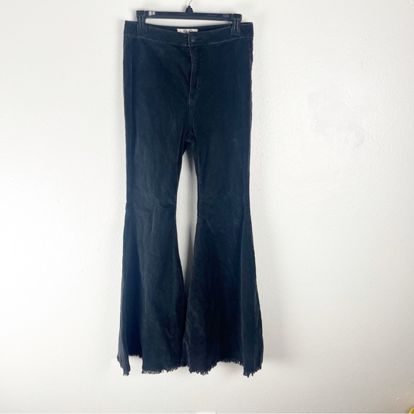 FREE PEOPLE We The Free Black Just Float On Corduroy High Rise Flare Jeans 28 - Picture 1 of 10
